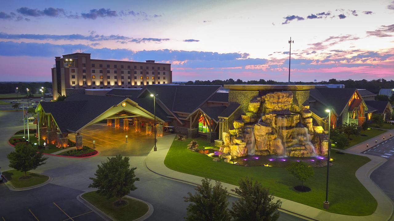 เชอโรกี โฮเทล แอนด์ คาสิโน เวสต์ ไซลอม สปริงส์ Hotel West Siloam Springs ภายนอก รูปภาพ